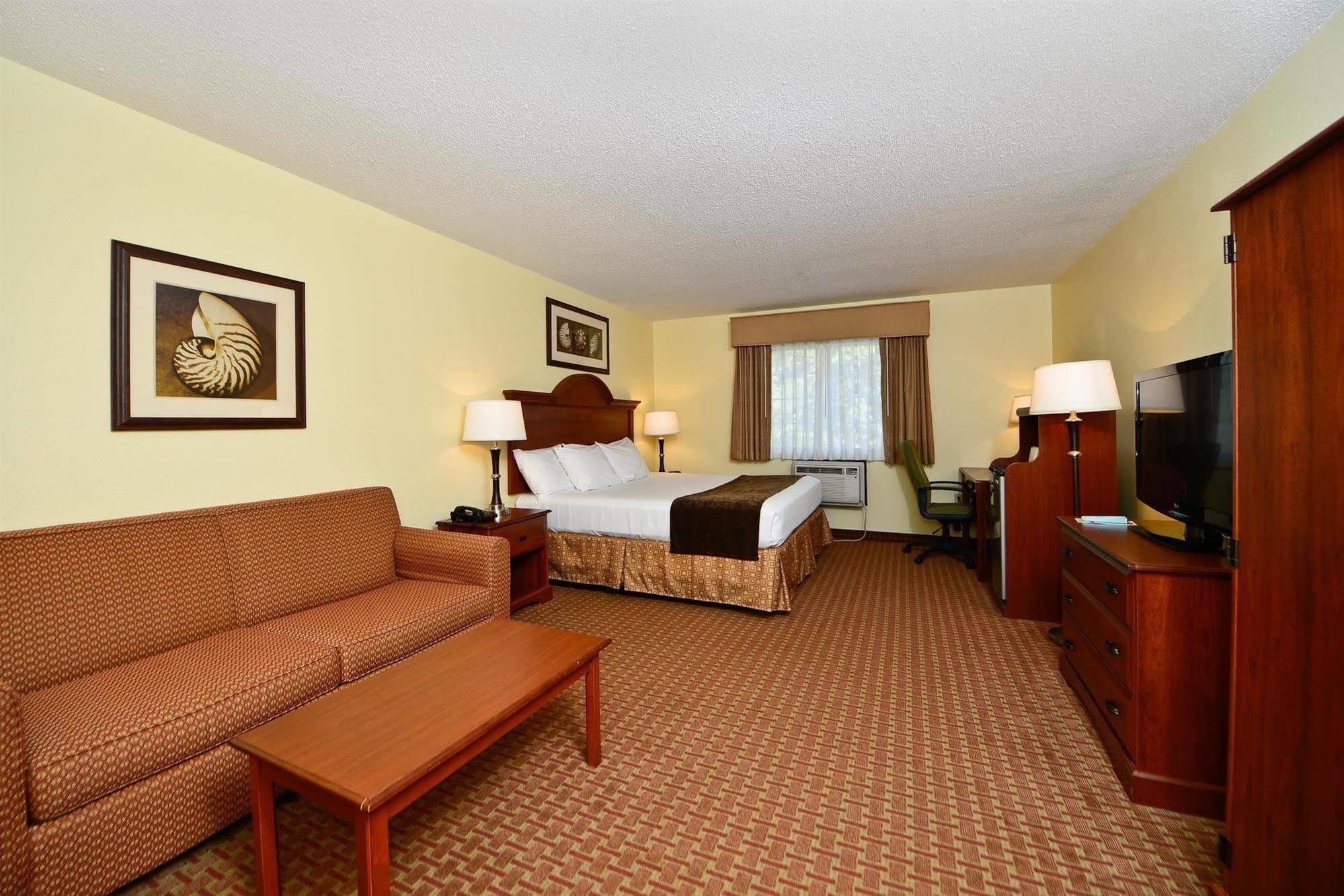 Western Hotel 3*